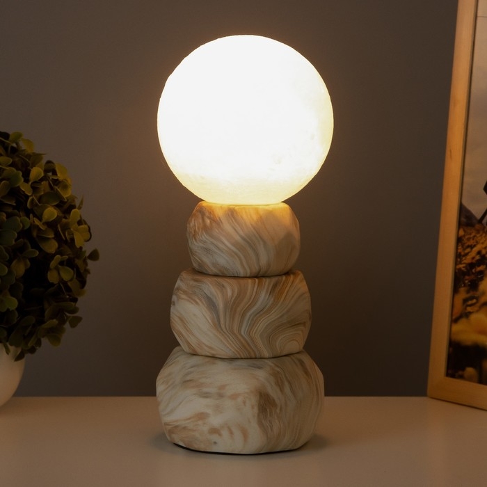 Лампа настольная Лампа настольная "Амани" 1х40Вт Е14 бежевый 11,5х11,5х28см