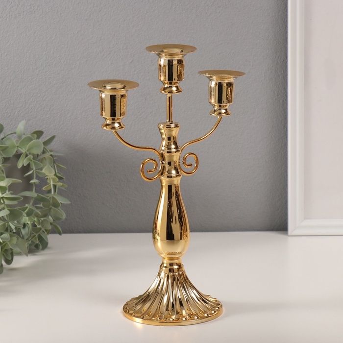 Подсвечник металл на 3 свечи "Классика с завитками" d-2 см 10х18,5х27,2 см
