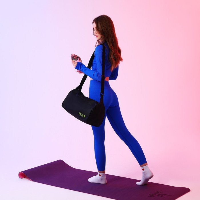 Сумка спортивная Сумка спортивная "Play", 40х21х19 см, отдел на молнии, цвет чёрный