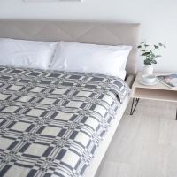 Одеяло полушерстяное 140х205см, Призма, шерсть70%, ПАН 30%, 400г/м