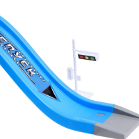 Парковка &laquo;Полицейский участок&raquo;, с 2 металлическими машинами