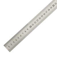 Линейка измерительная ТУНДРА, металлическая, шкала вытравлена, 1000 мм Линейка измерительная ТУНДРА, металлическая, шкала вытравлена, 1000 мм