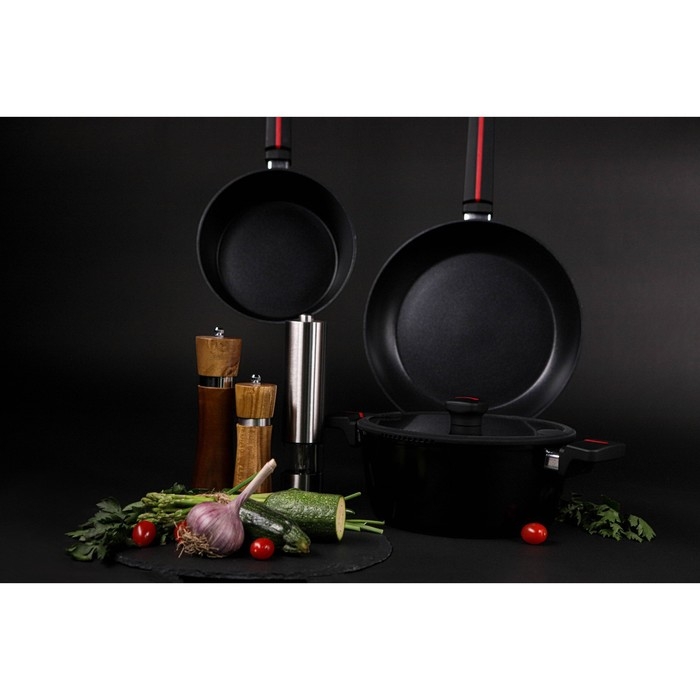 Сковорода Magistro Flame, d=28 см, h=7,5 см, со стеклянной крышкой, ручка soft-touch, антипригарное покрытие, индукция, цвет чёрный Сковорода Magistro Flame, d=28 см, h=7,5 см, со стеклянной крышкой, ручка soft-touch, антипригарное покрытие, индукция, цвет чёрный