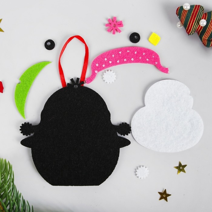 Набор для творчества - создай ёлочное украшение из фетра &laquo;Пингвин в шапочке&raquo;