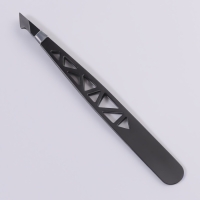 Пинцет &laquo;Геометрия&raquo;, скошенный, заострённый, 9,5 см, цвет чёрный