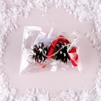 Новогодний набор &laquo;Шишки банты снежинка&raquo;