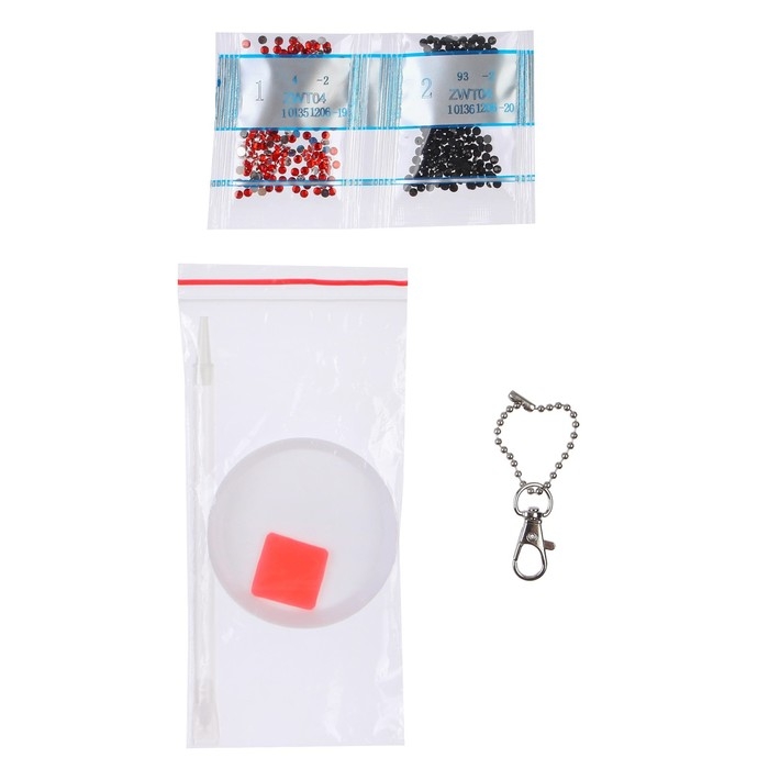 Алмазная мозаика на брелоке, 6.5х6.3 см, Человек-паук Алмазная мозаика на брелоке, 6.5х6.3 см, Человек-паук