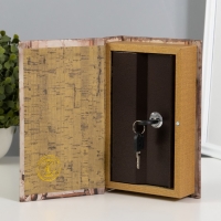 Сейф-книга дерево, кожзам "Стул с цыплятами на книгах" 21х13х5 см