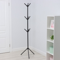 Вешалка напольная LaDо́m, 170 см, цвет чёрный Вешалка напольная LaDо́m, 170 см, цвет чёрный