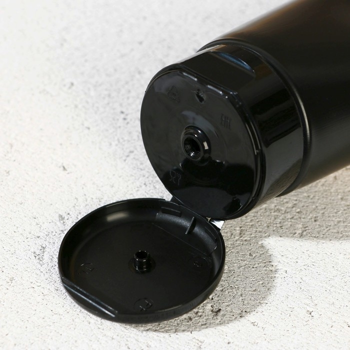 Подарочный набор косметики «Ярость вулкана», гель для душа 250 мл и гель для бритья 110 мл, HARD LINE Подарочный набор косметики «Ярость вулкана», гель для душа 250 мл и гель для бритья 110 мл, HARD LINE