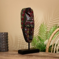 Маска "Чудо" на подставке, албезия 15х10х43 см Маска "Чудо" на подставке, албезия 15х10х43 см