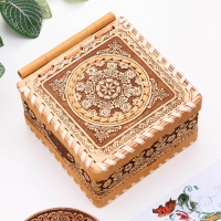 Шкатулка &laquo;Узор&raquo;, шарнирная, 13х13х7 см, береста