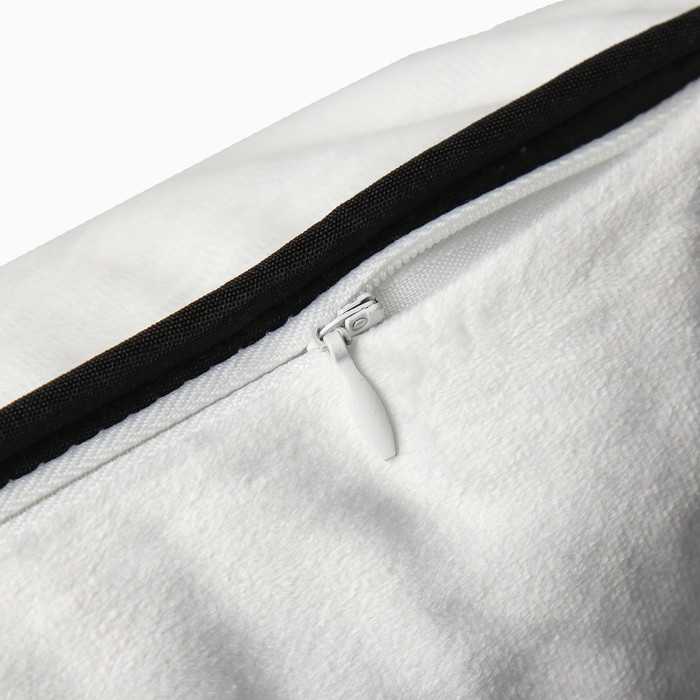 Наволочка декоративная Этель «Кант», 45х45, цвет белый, велюр (100% пэ) Наволочка декоративная Этель «Кант», 45х45, цвет белый, велюр (100% пэ)