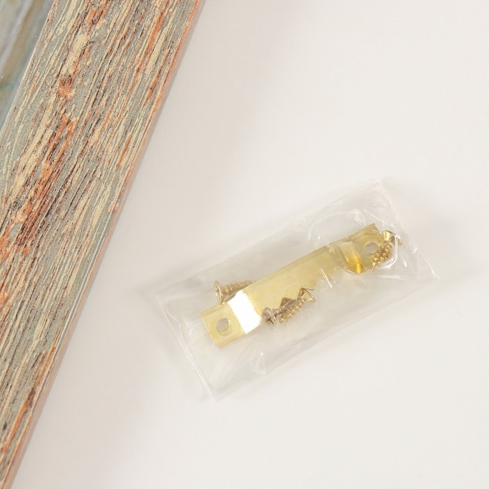 Фоторамка пластик на 4 фото 10х15 см Фоторамка пластик на 4 фото 10х15 см "Аврора" цвет натуральное дерево 31,5х31,5 см