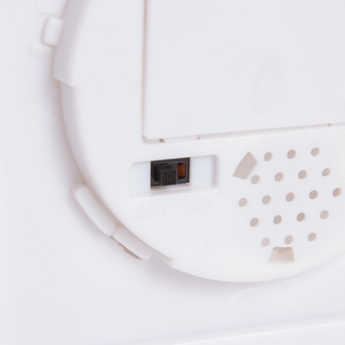 Светильник &laquo;Санта Клаус с оленем&raquo; 3хААА белый 14,2х14,2х34см МОДЕЛЬ: 18