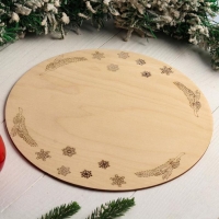 Подставка для торта круглая "Снежинки, ветвь еловая", 26 см Подставка для торта круглая "Снежинки, ветвь еловая", 26 см