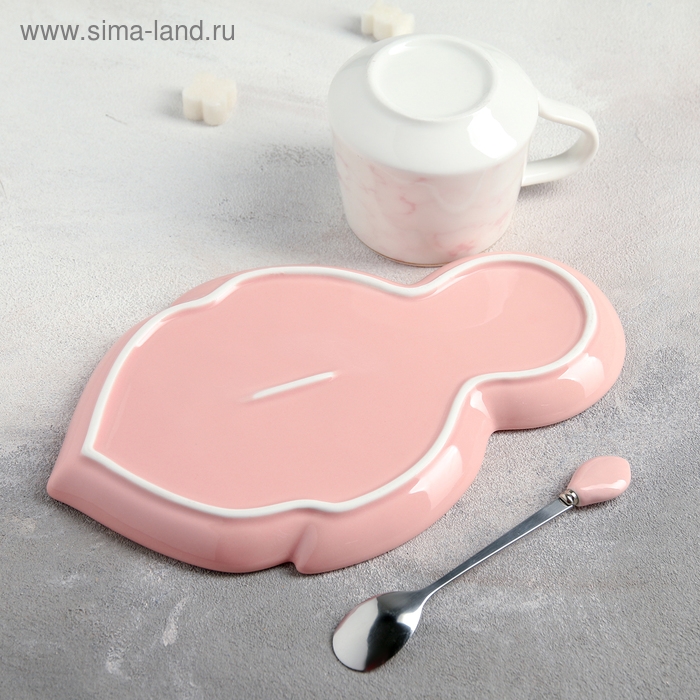 Чайная пара керамическая &laquo;Листочек&raquo;, 3 предмета: чашка 320 мл, блюдце 25,5&times;16 см, ложка, цвет розовый