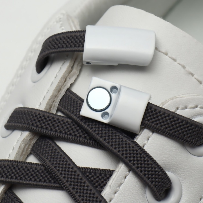 Фиксатор для шнурков, на магнитах, пара, размер 2,6 &times; 2 &times; 0,7 см, цвет белый