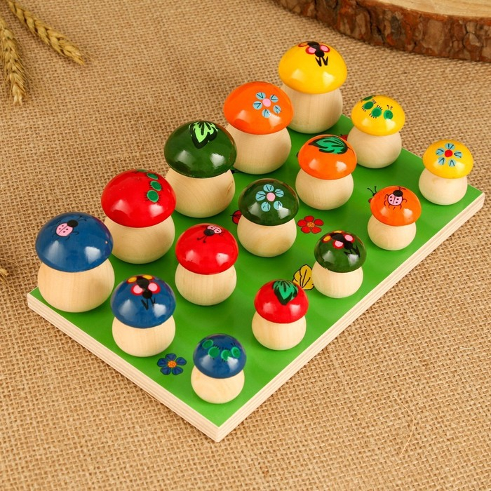 Набор для развития логики &laquo;Грибочки&raquo;, 15 шт по 2-4,5 см, доска 12х24 см