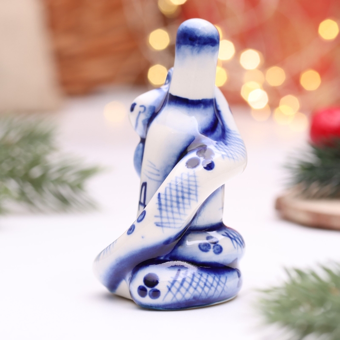 Сувенир "Змея с бутылкой", гжель