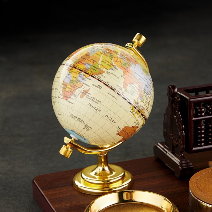 Набор настольный 6в1с визитницей и часами, вишня Набор настольный 6в1с визитницей и часами, вишня