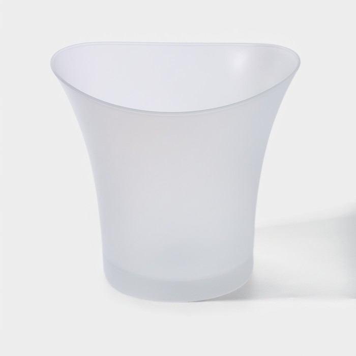 Ведёрко для льда с подсветкой Доляна, 4,7 л, 24,5&times;23&times;23 см, на батарейках