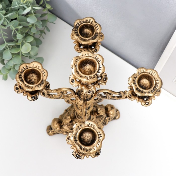 Подсвечник чугун на 5 свечей Подсвечник чугун на 5 свечей "Феодал" под бронзу 32,5х23х23 см