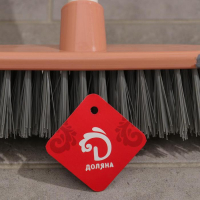 Щётка для подметания пола с силиконовыми отбойниками Доляна, окрашенный металлический черенок, 27×6×126 см, цвет МИКС Щётка для подметания пола с силиконовыми отбойниками Доляна, окрашенный металлический черенок, 27×6×126 см, цвет МИКС