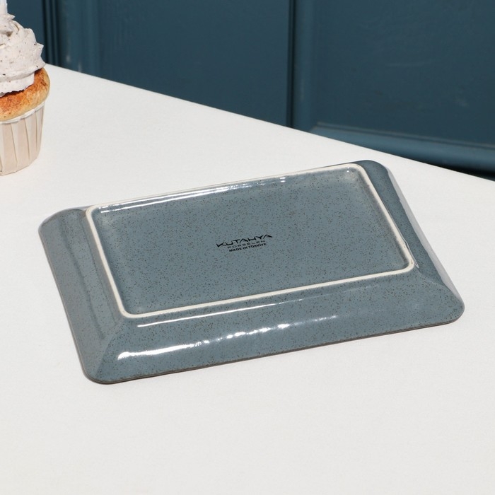 Блюдо фарфоровое Pearl, 18×13 см, синее Блюдо фарфоровое Pearl, 18×13 см, синее