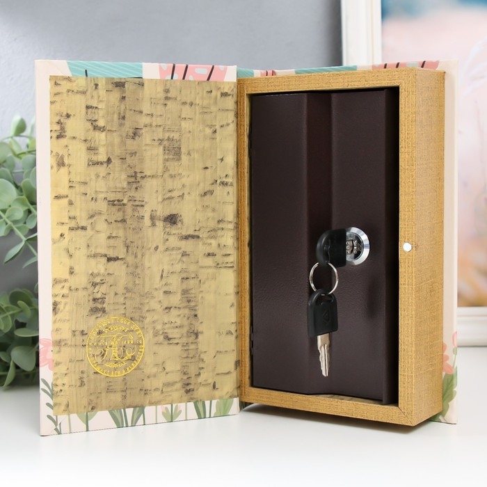 Сейф-книга дерево кожзам Сейф-книга дерево кожзам "Рука в руке" 21х13х5 см