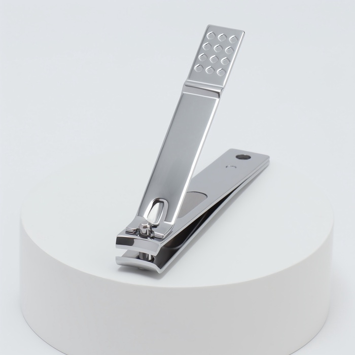 Кусачки - книпсер педикюрные, 10 см, с пилкой, цвет серебристый Кусачки - книпсер педикюрные, 10 см, с пилкой, цвет серебристый