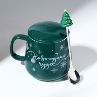 Новый год. Кружка керамическая с ложкой &laquo;Новогодних чудес&raquo;, 350 мл, цвет зелёный