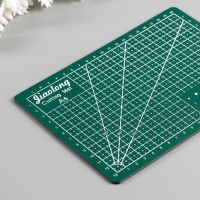 Резиновый мат для творчества формат А5 21х14,8 см толщина 3 мм МИКС Резиновый мат для творчества формат А5 21х14,8 см толщина 3 мм МИКС