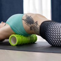 Ролик массажный Sangh, 30х10 см, цвет зелёный Ролик массажный Sangh, 30х10 см, цвет зелёный