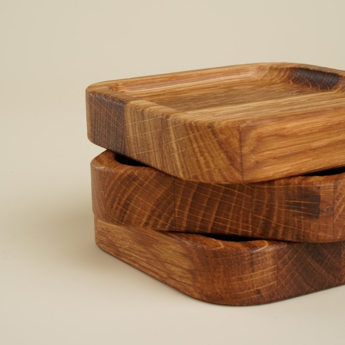 Набор тарелок - подставок из дуба Sima-Land Home, 10&times;10&times;2 см, 3 шт