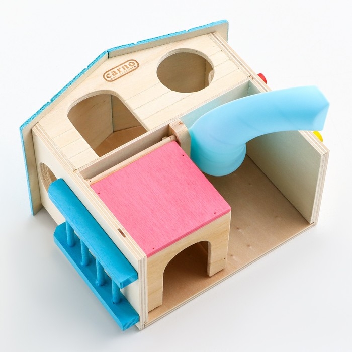 Дом для грызунов с горкой, дерево 17,2 х 15,8 х 16,2 см Дом для грызунов с горкой, дерево 17,2 х 15,8 х 16,2 см