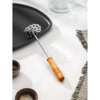 Толкушка Доляна &laquo;Деревенька. Цветочек&raquo;, 21,5 см