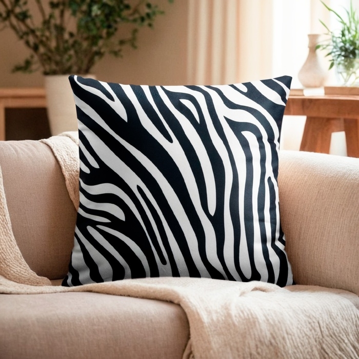 Наволочка декоративная Этель &laquo;Зебра&raquo; 40х40 см, велюр, 100% п/э