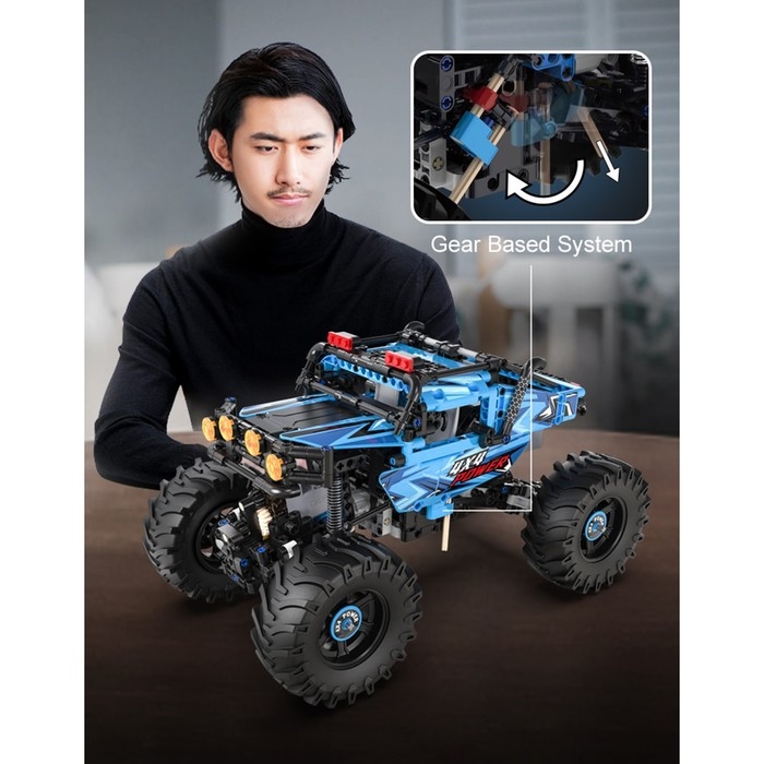 Конструктор радиоуправляемый «Монстртрак», 699 деталей Конструктор радиоуправляемый «Монстртрак», 699 деталей