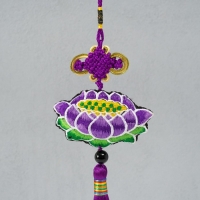 Подвеска текстиль "Лотос" фиолетовая 2х10х29 см Подвеска текстиль "Лотос" фиолетовая 2х10х29 см