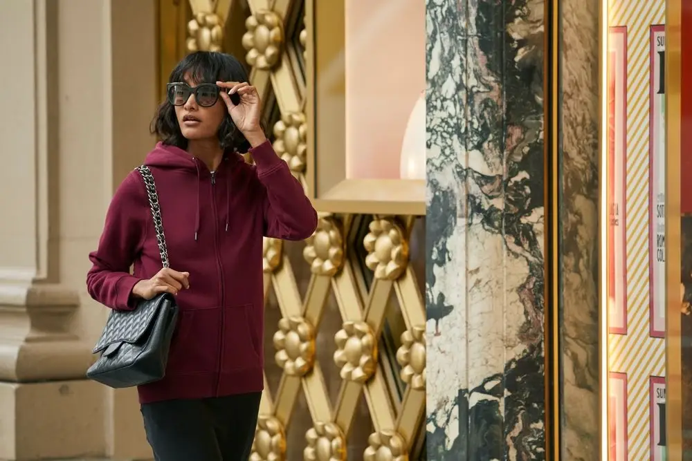 Толстовка на молнии с капюшоном женская Queen, темно-серая, размер XS