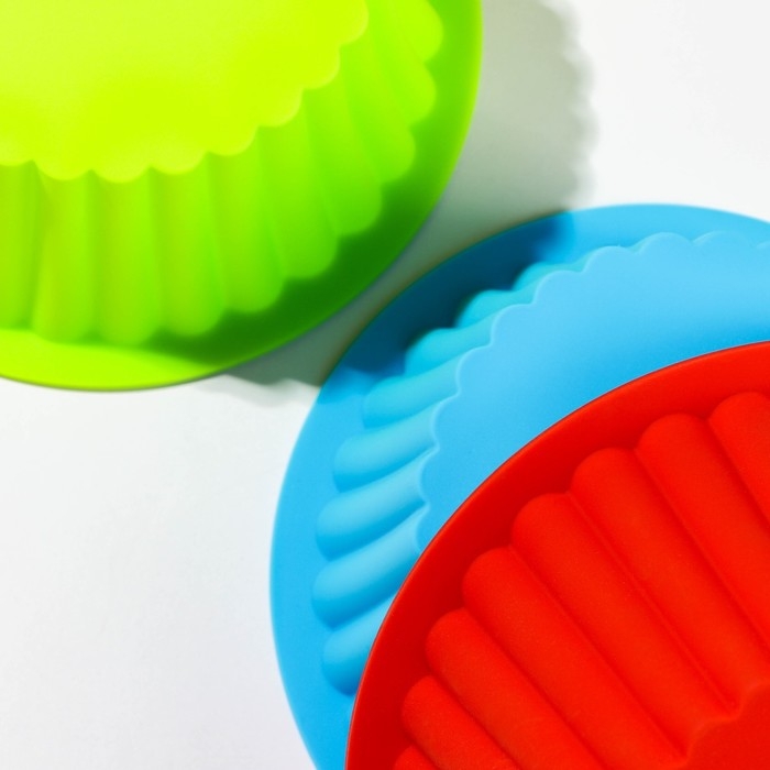 Форма для выпечки Доляна «Рифлёный круг», силикон, d=18,5 cм, цвет МИКС Форма для выпечки Доляна «Рифлёный круг», силикон, d=18,5 cм, цвет МИКС