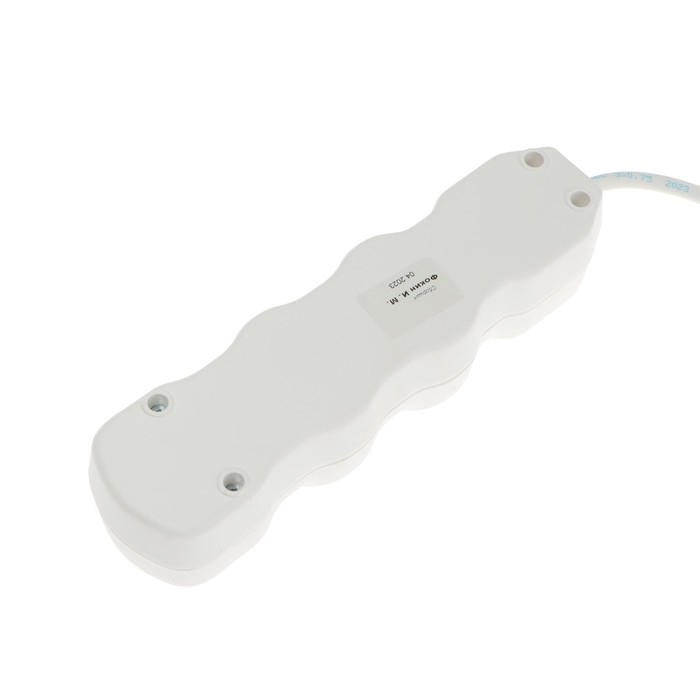 Удлинитель Luazon Lighting ECO, 3 розетки, 8 м, 10 А, 2200 Вт, ПВС 3х0.75 мм2, с з/к, белый