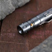 Ручка-стеклобой с фонариком и ножом. микс Ручка-стеклобой с фонариком и ножом. микс