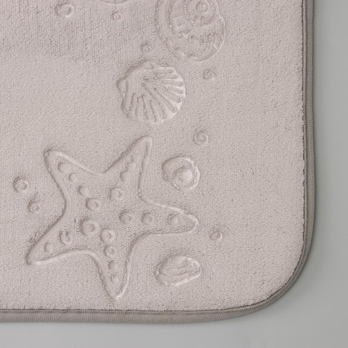 Набор ковриков для ванной и туалета Доляна &laquo;Морское дно&raquo;, 3 шт: 50&times;80, 50&times;40, 38&times;43 см, цвет серый