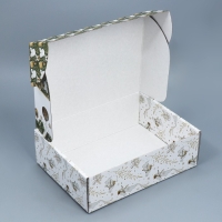 Коробка подарочная новогодняя складная &laquo;Роскошь золота&raquo;, 30,7 х 22 х 9,5 см, Новый год