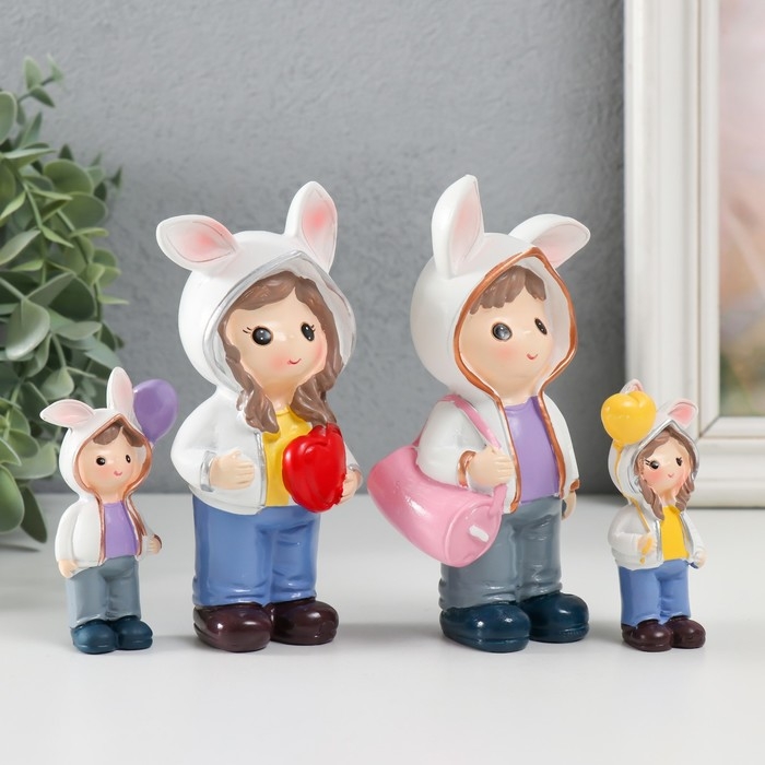 Сувенир полистоун "Малыши в толстовках с зайчьими ушками" набор 4 шт 3х2х7,5 6х3х13 см