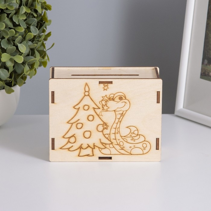 Копилка Копилка "Змея у ёлки" 13х10х5 см