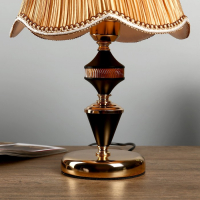 Лампа настольная "Аманда" 1х40Вт Е27 220В золото-черный 25х25х39 см RISALUX