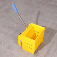 Тележка уборочная одноведерная, с отжимом, 23 л, хромированная рама Тележка уборочная одноведерная, с отжимом, 23 л, хромированная рама